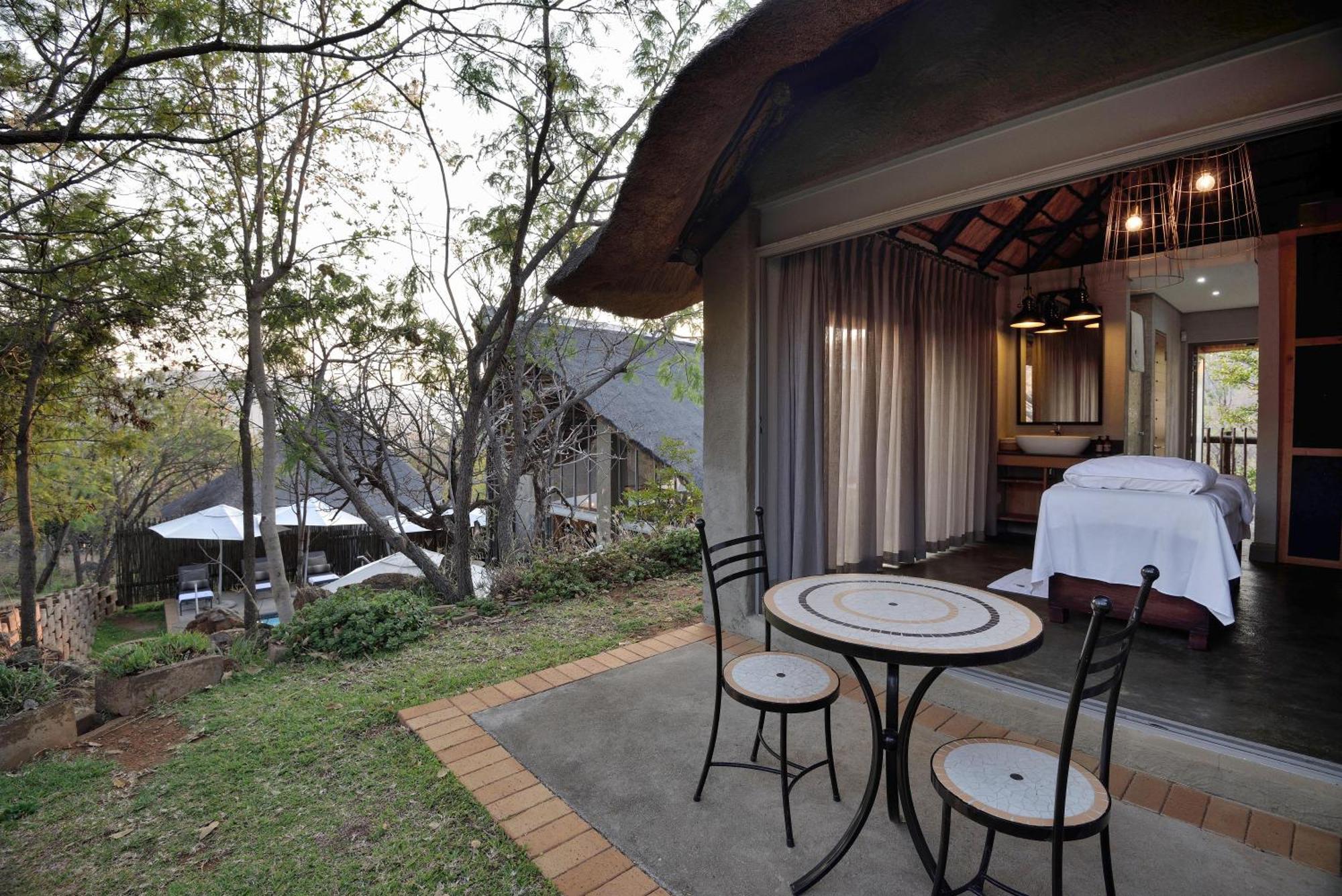 Bakubung Bush Lodge Ledig Eksteriør billede