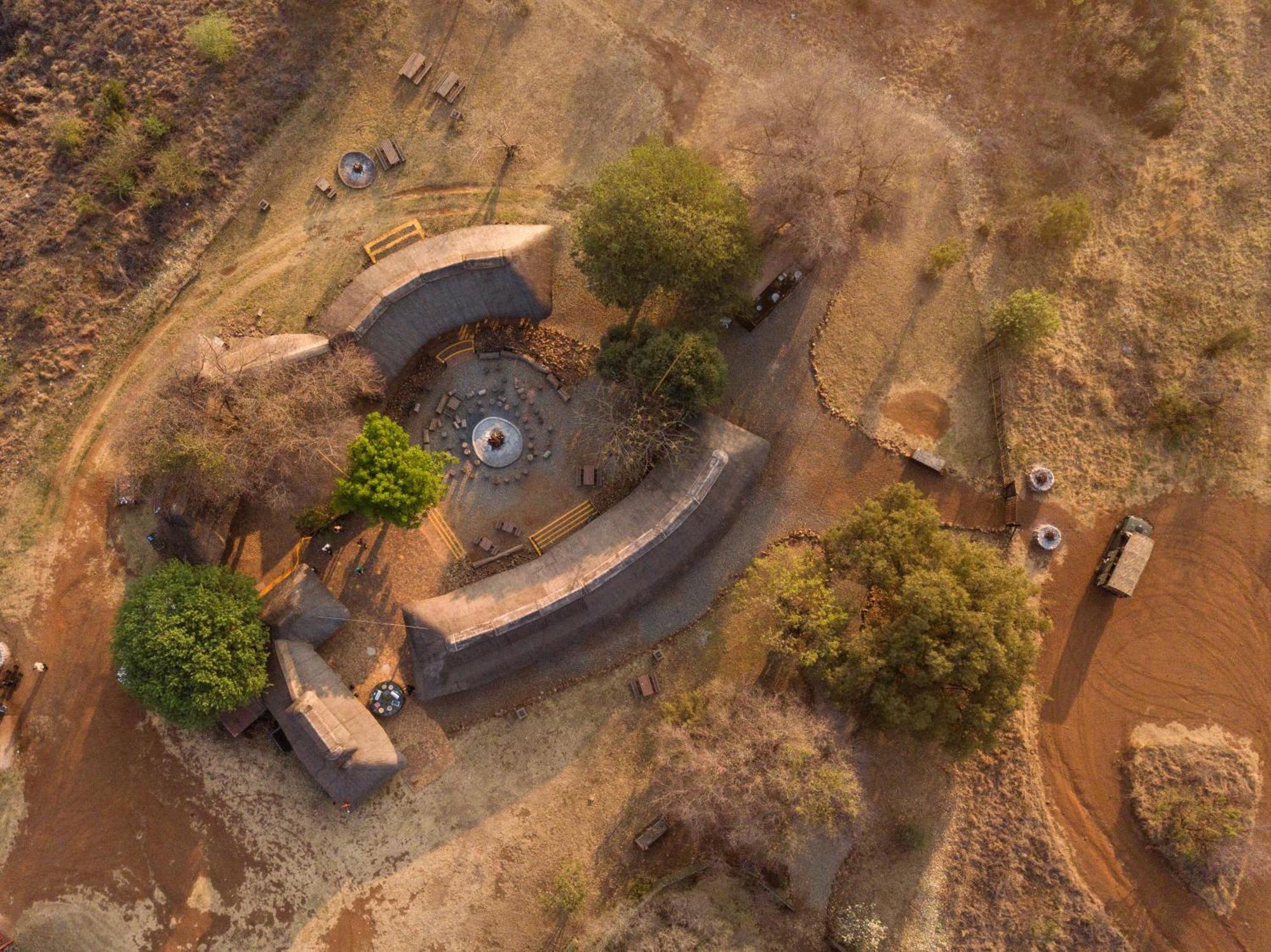 Bakubung Bush Lodge Ledig Eksteriør billede