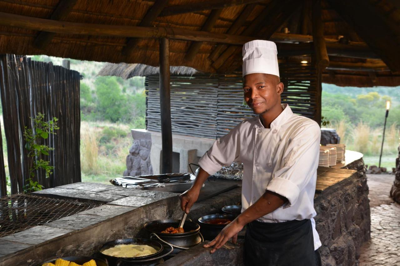 Bakubung Bush Lodge Ledig Eksteriør billede